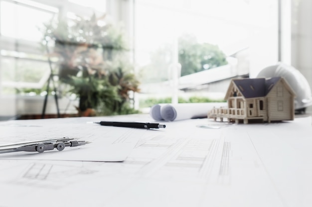 思念、想念、怀念、惦念如何区别？