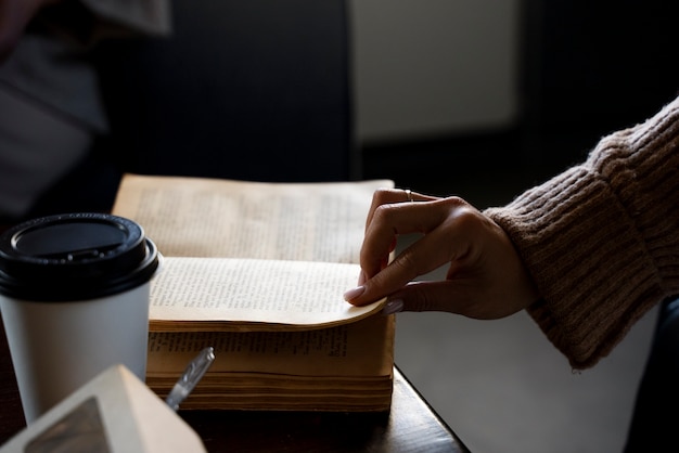 思念、想念、怀念、惦念如何区别？